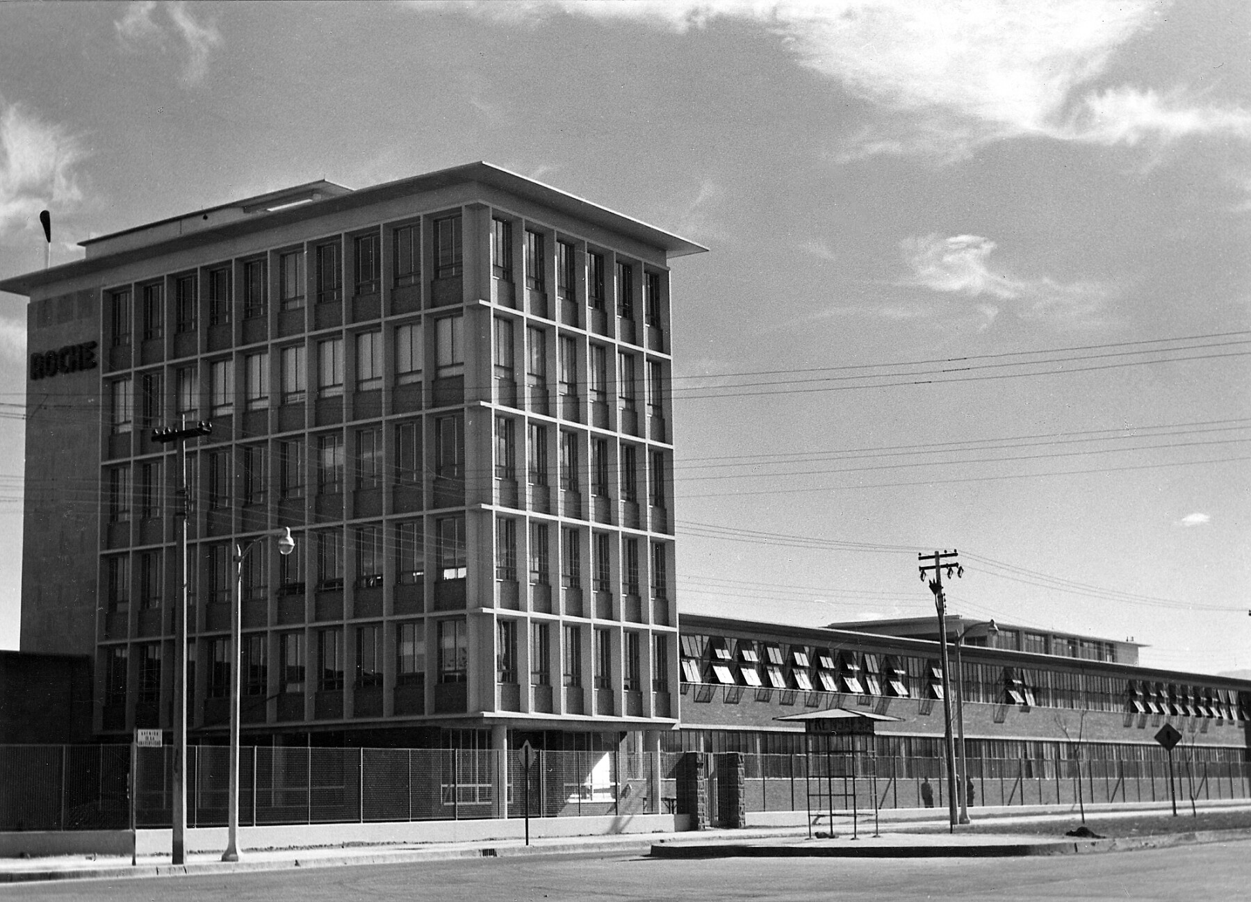 Roche-Gebäude (1956), Mexiko, Roland Rohn (Foto: Historisches Archiv Roche, Basel)